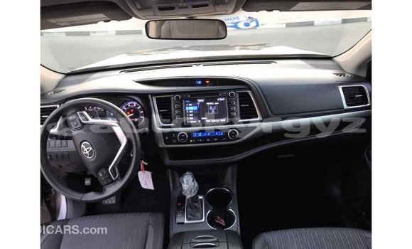 Buy Import Toyota Highlander Other Car in Import - Dubai in Batken Buy Import Toyota Highlander Other Car in Import - Dubai in Batken