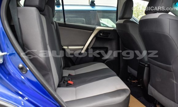 Buy Import Toyota HiAce Blue Truck in Import - Dubai in Batken Buy Import Toyota HiAce Blue Truck in Import - Dubai in Batken