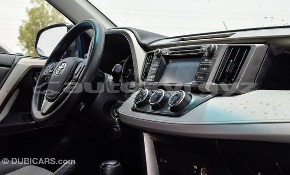 Buy Import Toyota HiAce Blue Truck in Import - Dubai in Batken Buy Import Toyota HiAce Blue Truck in Import - Dubai in Batken