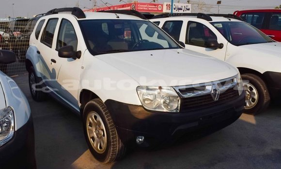 Buy Import Renault Duster White Car in Import - Dubai in Batken