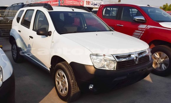 Buy Import Renault Duster White Car in Import - Dubai in Batken