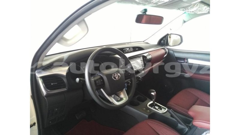 Big with watermark toyota hilux batken import dubai 2044