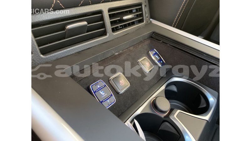 Big with watermark toyota land cruiser batken import dubai 2049