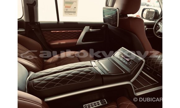 Buy Import Toyota Land Cruiser Black Car in Import - Dubai in Batken Buy Import Toyota Land Cruiser Black Car in Import - Dubai in Batken