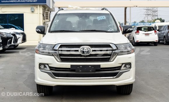 Buy Import Toyota Land Cruiser White Car in Import - Dubai in Batken Buy Import Toyota Land Cruiser White Car in Import - Dubai in Batken