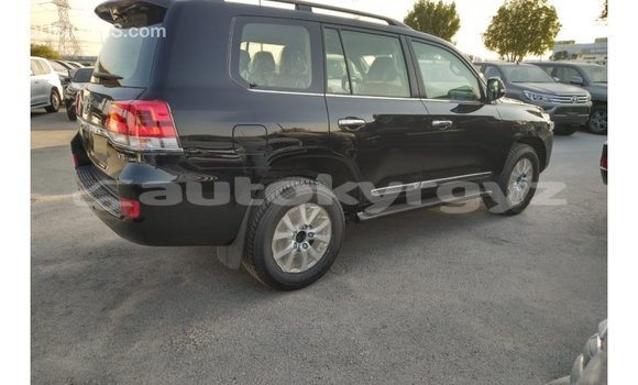 Buy Import Toyota Land Cruiser Black Car in Import - Dubai in Batken Buy Import Toyota Land Cruiser Black Car in Import - Dubai in Batken
