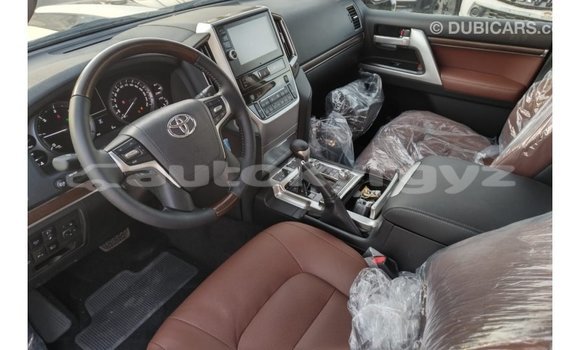 Buy Import Toyota Land Cruiser Black Car in Import - Dubai in Batken Buy Import Toyota Land Cruiser Black Car in Import - Dubai in Batken