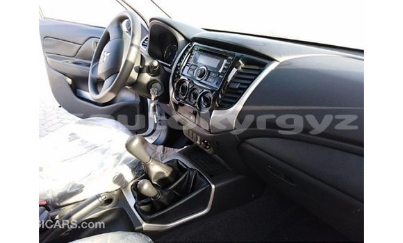 Buy Import Mitsubishi L200 White Car in Import - Dubai in Batken Buy Import Mitsubishi L200 White Car in Import - Dubai in Batken