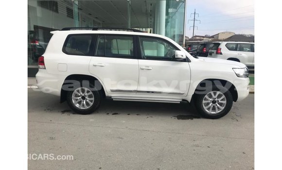 Buy Import Toyota Land Cruiser White Car in Import - Dubai in Batken Buy Import Toyota Land Cruiser White Car in Import - Dubai in Batken