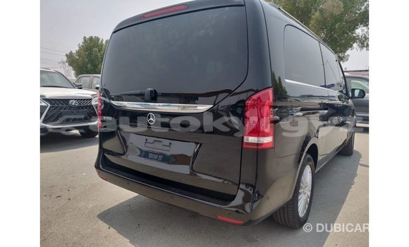 Buy Import Mercedes-Benz 250 Black Car in Import - Dubai in Batken Buy Import Mercedes-Benz 250 Black Car in Import - Dubai in Batken