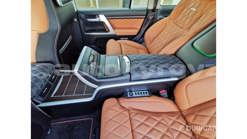 Big with watermark toyota land cruiser batken import dubai 2076