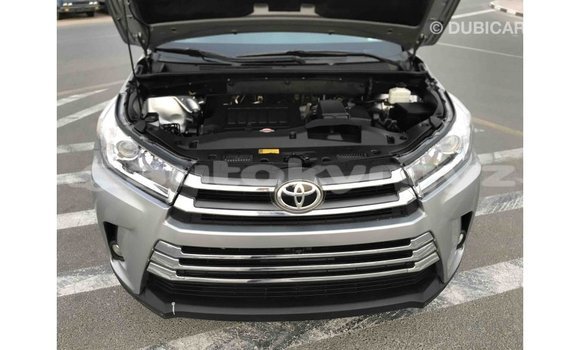 Buy Import Toyota Highlander Other Car in Import - Dubai in Batken Buy Import Toyota Highlander Other Car in Import - Dubai in Batken