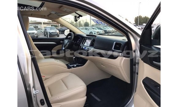 Buy Import Toyota Highlander Other Car in Import - Dubai in Batken Buy Import Toyota Highlander Other Car in Import - Dubai in Batken