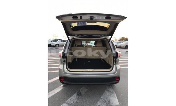 Buy Import Toyota Highlander Other Car in Import - Dubai in Batken Buy Import Toyota Highlander Other Car in Import - Dubai in Batken