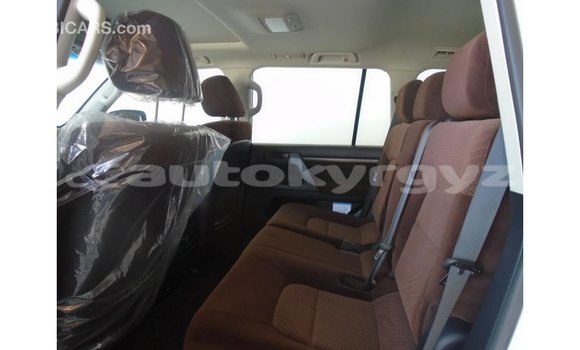 Buy Import Toyota Land Cruiser Other Car in Import - Dubai in Batken Buy Import Toyota Land Cruiser Other Car in Import - Dubai in Batken