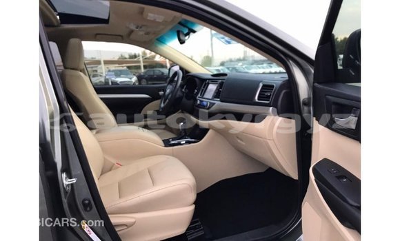 Buy Import Toyota Highlander Other Car in Import - Dubai in Batken Buy Import Toyota Highlander Other Car in Import - Dubai in Batken