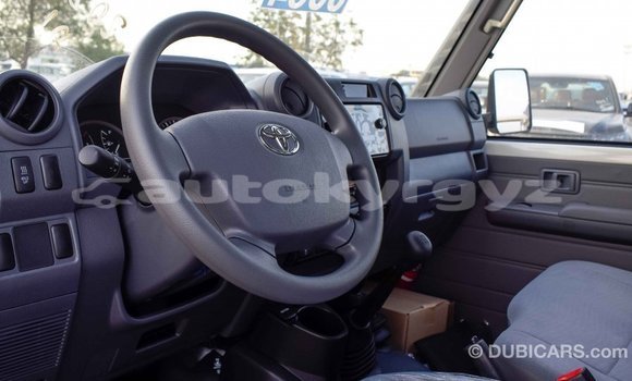 Buy Import Toyota Land Cruiser White Car in Import - Dubai in Batken Buy Import Toyota Land Cruiser White Car in Import - Dubai in Batken