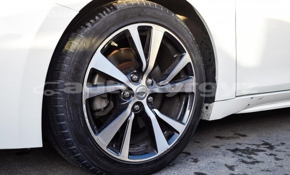 Buy Import Nissan Maxima White Car in Import - Dubai in Batken Buy Import Nissan Maxima White Car in Import - Dubai in Batken