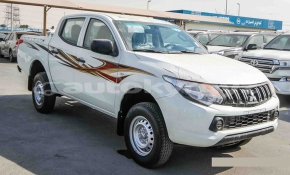 Buy Import Mitsubishi L200 White Car in Import - Dubai in Batken Buy Import Mitsubishi L200 White Car in Import - Dubai in Batken