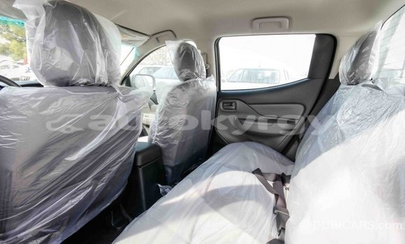 Buy Import Mitsubishi L200 White Car in Import - Dubai in Batken Buy Import Mitsubishi L200 White Car in Import - Dubai in Batken