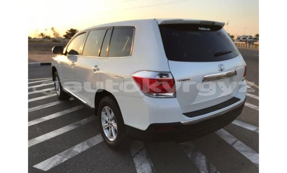 Buy Import Toyota Highlander White Car in Import - Dubai in Batken Buy Import Toyota Highlander White Car in Import - Dubai in Batken