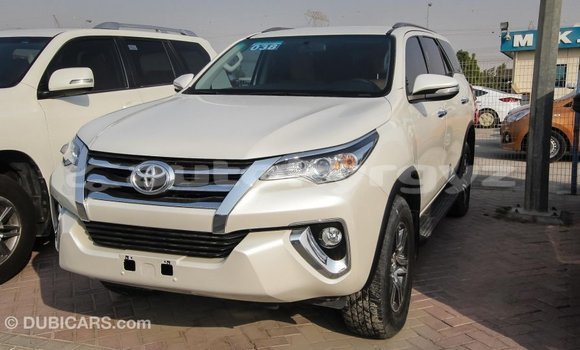 Buy Import Toyota Fortuner White Car in Import - Dubai in Batken Buy Import Toyota Fortuner White Car in Import - Dubai in Batken