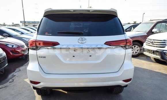Buy Import Toyota Fortuner White Car in Import - Dubai in Batken Buy Import Toyota Fortuner White Car in Import - Dubai in Batken