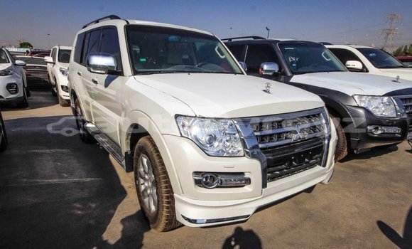 Buy Import Mitsubishi Pajero White Car in Import - Dubai in Batken Buy Import Mitsubishi Pajero White Car in Import - Dubai in Batken