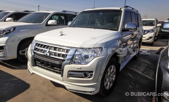 Buy Import Mitsubishi Pajero White Car in Import - Dubai in Batken Buy Import Mitsubishi Pajero White Car in Import - Dubai in Batken