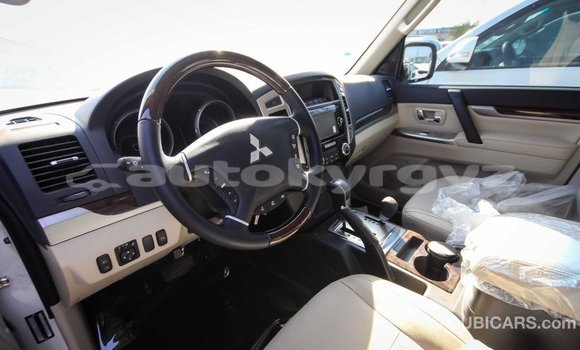 Buy Import Mitsubishi Pajero White Car in Import - Dubai in Batken Buy Import Mitsubishi Pajero White Car in Import - Dubai in Batken