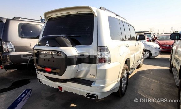 Buy Import Mitsubishi Pajero White Car in Import - Dubai in Batken Buy Import Mitsubishi Pajero White Car in Import - Dubai in Batken