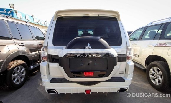 Buy Import Mitsubishi Pajero White Car in Import - Dubai in Batken Buy Import Mitsubishi Pajero White Car in Import - Dubai in Batken