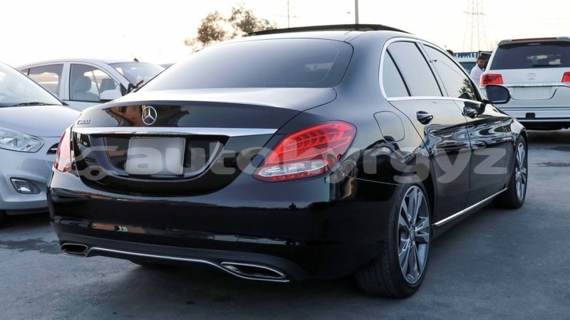 Big with watermark mercedes benz 190 batken import dubai 2158