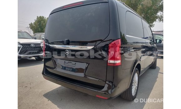 Buy Import Mercedes-Benz 250 Black Car in Import - Dubai in Batken Buy Import Mercedes-Benz 250 Black Car in Import - Dubai in Batken
