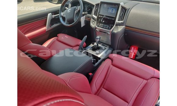 Buy Import Toyota Land Cruiser Black Car in Import - Dubai in Batken Buy Import Toyota Land Cruiser Black Car in Import - Dubai in Batken