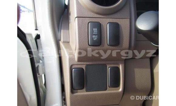 Buy Import Toyota Land Cruiser White Car in Import - Dubai in Batken Buy Import Toyota Land Cruiser White Car in Import - Dubai in Batken