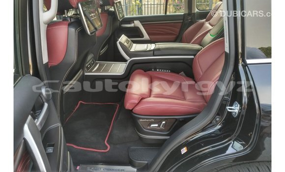 Buy Import Toyota Land Cruiser Black Car in Import - Dubai in Batken Buy Import Toyota Land Cruiser Black Car in Import - Dubai in Batken