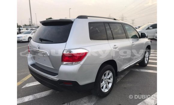 Buy Import Toyota Highlander Other Car in Import - Dubai in Batken Buy Import Toyota Highlander Other Car in Import - Dubai in Batken