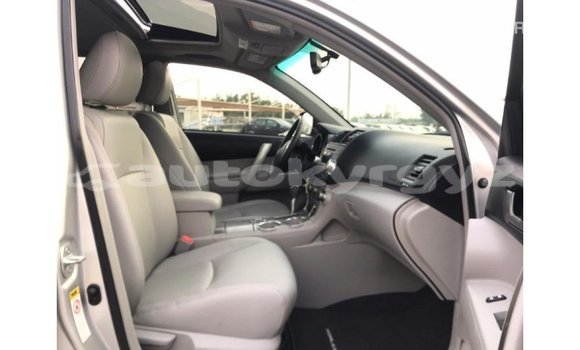 Buy Import Toyota Highlander Other Car in Import - Dubai in Batken Buy Import Toyota Highlander Other Car in Import - Dubai in Batken