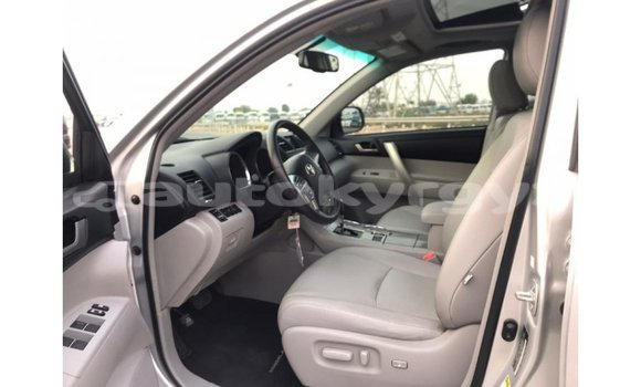 Buy Import Toyota Highlander Other Car in Import - Dubai in Batken Buy Import Toyota Highlander Other Car in Import - Dubai in Batken