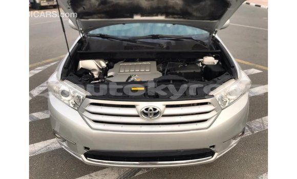 Buy Import Toyota Highlander Other Car in Import - Dubai in Batken Buy Import Toyota Highlander Other Car in Import - Dubai in Batken