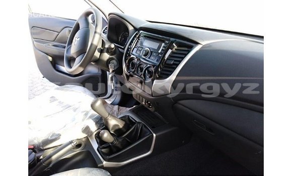 Buy Import Mitsubishi L200 White Car in Import - Dubai in Batken Buy Import Mitsubishi L200 White Car in Import - Dubai in Batken