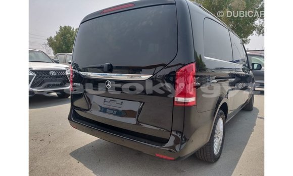 Buy Import Mercedes-Benz 250 Black Car in Import - Dubai in Batken Buy Import Mercedes-Benz 250 Black Car in Import - Dubai in Batken