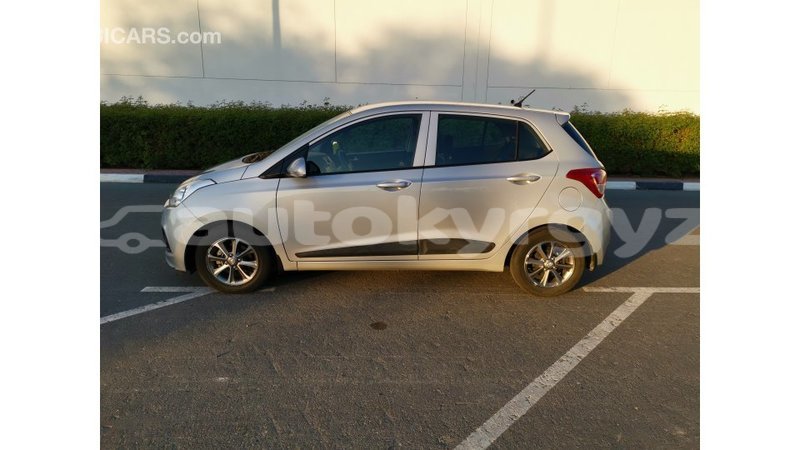 Big with watermark hyundai i10 batken import dubai 2214