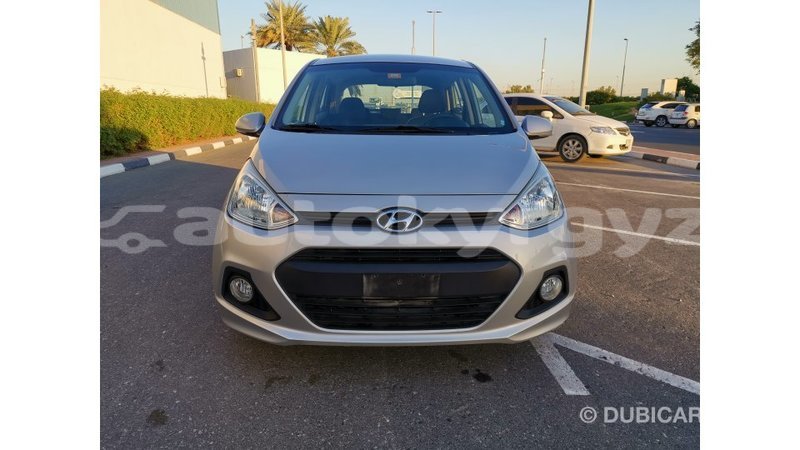 Big with watermark hyundai i10 batken import dubai 2214