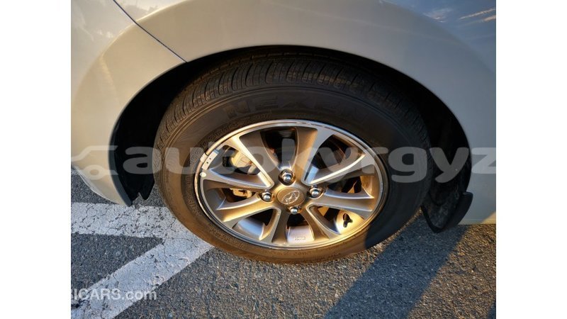 Big with watermark hyundai i10 batken import dubai 2214