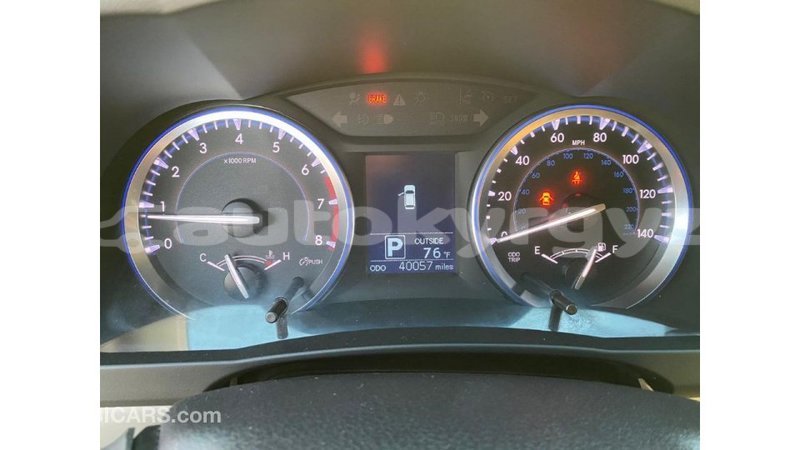 Big with watermark toyota highlander batken import dubai 2228