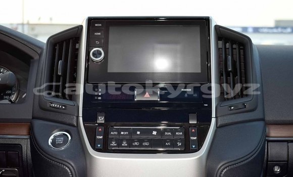 Buy Import Toyota Land Cruiser White Car in Import - Dubai in Batken Buy Import Toyota Land Cruiser White Car in Import - Dubai in Batken