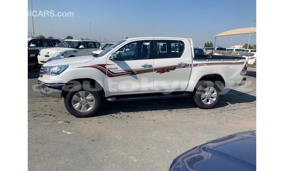 Buy Import Toyota Hilux White Car in Import - Dubai in Batken Buy Import Toyota Hilux White Car in Import - Dubai in Batken