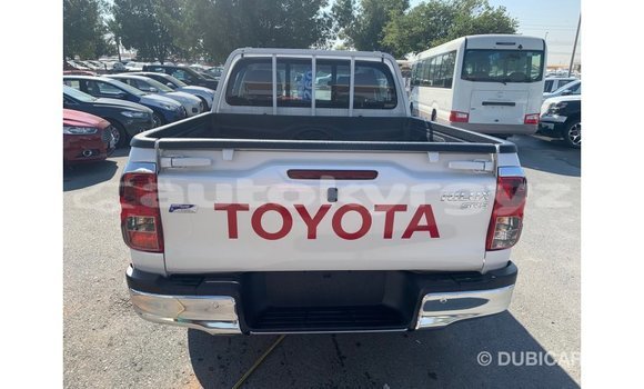 Buy Import Toyota Hilux White Car in Import - Dubai in Batken Buy Import Toyota Hilux White Car in Import - Dubai in Batken